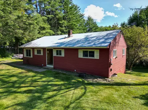 171 Stone Crest Ave, White River Junction, VT 05001