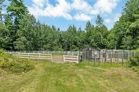 Exterior - 197 Grapevine Rd, Dunbarton, NH 03046 photo 14 of 16