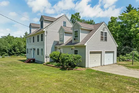 Exterior - 197 Grapevine Rd, Dunbarton, NH 03046 photo 3 of 16