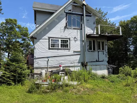 Exterior - 943 N Barnstead Rd, Barnstead, NH 03225 photo 4 of 10