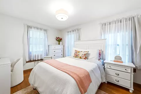 Bedroom - 20 Jackman Ridge Rd, Windham, NH 03087 photo 5 of 10
