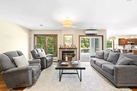 Living - 20 Jackman Ridge Rd, Windham, NH 03087 photo 1 of 3
