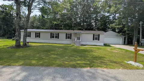 732 Concord Stage Rd #9, Weare, NH 03281
