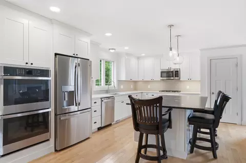 Kitchen - 11 Hetnars Way, Epping, NH 03042 photo 1 of 5