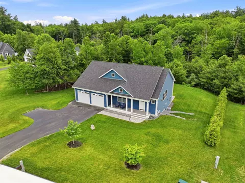 View/Area - 11 Hetnars Way, Epping, NH 03042 photo 4 of 6
