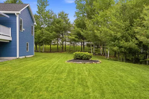 Exterior - 11 Hetnars Way, Epping, NH 03042 photo 11 of 11