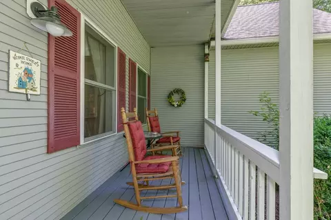 Exterior - 14 Fieldstone Dr, Hooksett, NH 03106 photo 5 of 11
