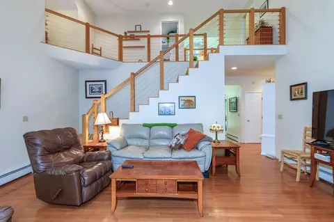 Living - 14 Fieldstone Dr, Hooksett, NH 03106 photo 1 of 1