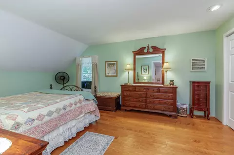 Bedroom - 14 Fieldstone Dr, Hooksett, NH 03106 photo 5 of 11
