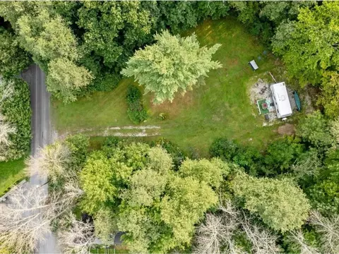 434 Patton Shore Rd, Franklin, VT 05457