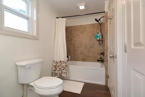 Bath - 49 Academy Ave, Atkinson, NH 03811 photo 2 of 3