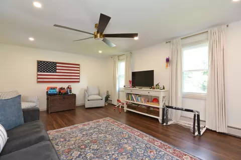 Living - 49 Academy Ave, Atkinson, NH 03811 photo 4 of 4