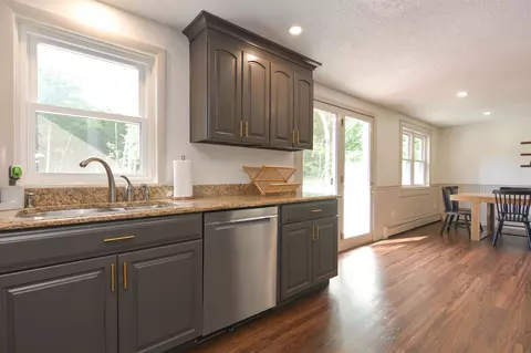 Kitchen - 49 Academy Ave, Atkinson, NH 03811 photo 3 of 3