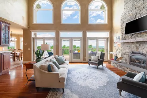 Living - 447 Highlands Dr, Williston, VT 05495 photo 1 of 4