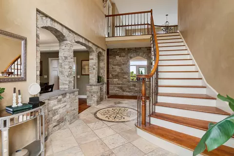 Entry Way - 447 Highlands Dr, Williston, VT 05495 photo 2 of 3