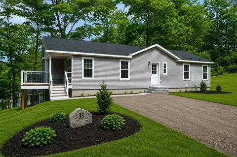 33 Terry Rd, Wakefield, NH 03830