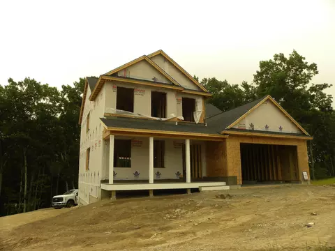321 Karatzas Ave #LOT 17, Manchester, NH 03104
