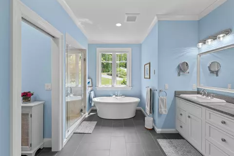 Bath - 32 Mountain View Rd, Jackson, NH 03846 photo 1 of 6