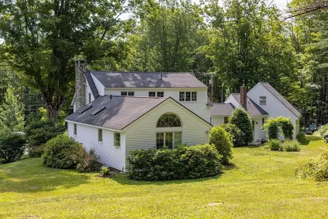 107 Whitney Brook Rd, New London, NH 03257