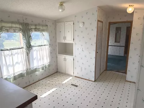 77 Estates Dr, Cambridge, VT 05444 photo 6