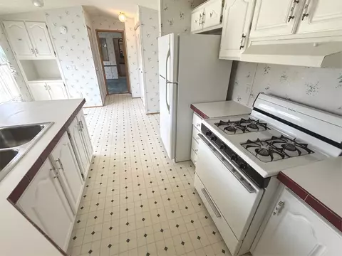 77 Estates Dr, Cambridge, VT 05444 photo 3