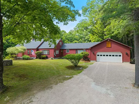 999 Acton Ridge Rd, Wakefield, NH 03830