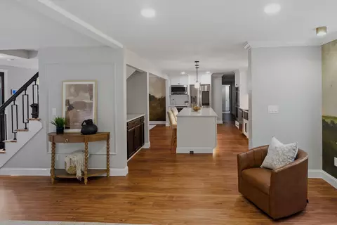 Entry Way - 3 Aladdin Rd, Windham, NH 03087 photo 2 of 3