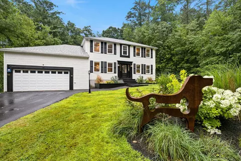 Exterior - 3 Aladdin Rd, Windham, NH 03087 photo 5 of 5