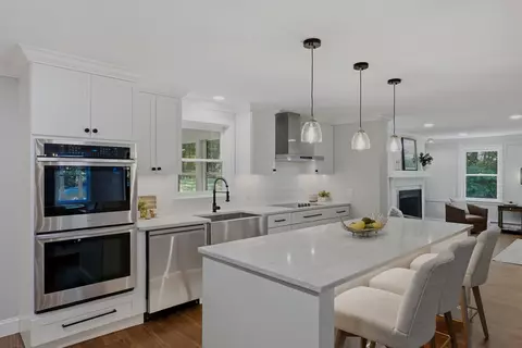 Kitchen - 3 Aladdin Rd, Windham, NH 03087 photo 3 of 7