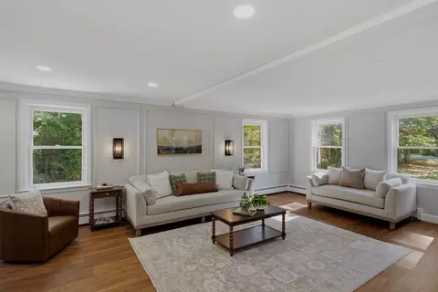 Living - 3 Aladdin Rd, Windham, NH 03087 photo 1 of 3