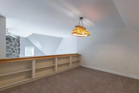 Living - 33 Wintercroft Cir #5, Grantham, NH 03753 photo 7 of 11