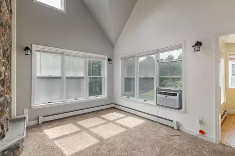 Living - 33 Wintercroft Cir #5, Grantham, NH 03753 photo 4 of 11
