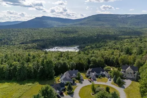 View/Area - 33 Wintercroft Cir #5, Grantham, NH 03753 photo 3 of 4
