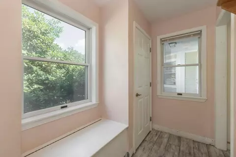 Entry Way - 33 Wintercroft Cir #5, Grantham, NH 03753 photo 1 of 5