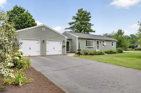 8 Hampton St, Concord, NH 03301