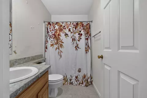 Bath - 1465 Hooksett Rd #365, Hooksett, NH 03106 photo 4 of 4
