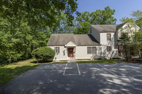 Exterior - 1465 Hooksett Rd #365, Hooksett, NH 03106 photo 2 of 6