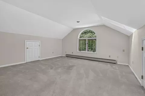 Bedroom - 1465 Hooksett Rd #365, Hooksett, NH 03106 photo 8 of 9