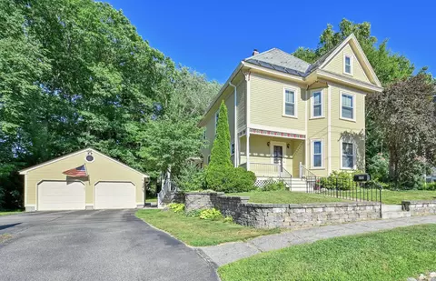 153 Russell St, Manchester, NH 03104