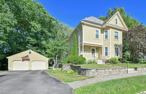 153 Russell St, Manchester, NH 03104