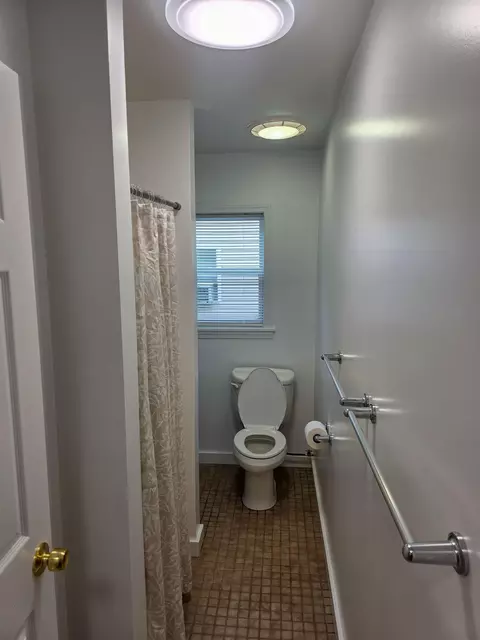 52 Jarvis St, Windsor, VT 05089 photo 5