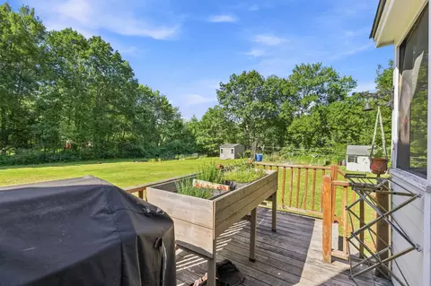 Exterior - 42 Mill Rd, Derry, NH 03038 photo 6 of 13