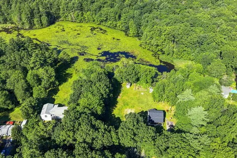 View/Area - 42 Mill Rd, Derry, NH 03038 photo 2 of 3