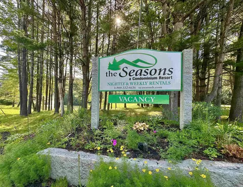 4 The Seasons At Attitash Rd # D, Bartlett, NH 03812