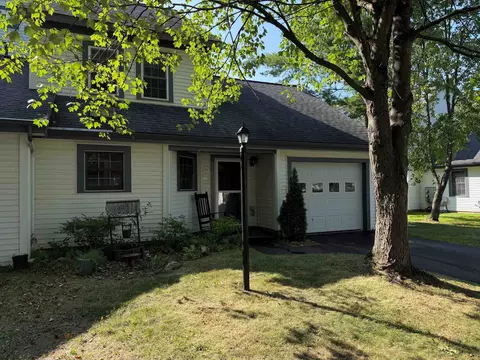 144 Hayes Ave, South Burlington, VT 05403