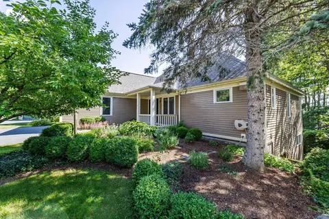 41 Berrill Farms Ln, Hanover, NH 03755