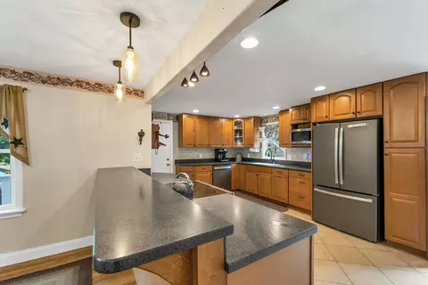 Kitchen - 2 Belmont Cir, Hampton, NH 03842 photo 2 of 6
