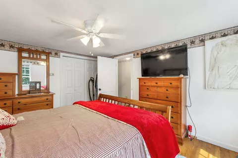 Bedroom - 2 Belmont Cir, Hampton, NH 03842 photo 5 of 8