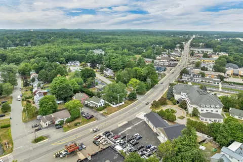 View/Area - 2 Belmont Cir, Hampton, NH 03842 photo 2 of 8