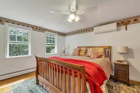 Bedroom - 2 Belmont Cir, Hampton, NH 03842 photo 3 of 8
